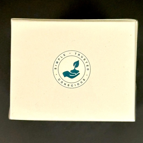 CLEAN RESERVE RAIN 3.4 OZ EAU DE PARFUM SPRAY (BRAND NEW IN BOX, NEVER USED) - Picture 3 of 5